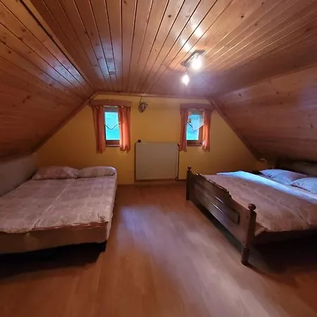 Turisticna Kmetija Kunstek *
